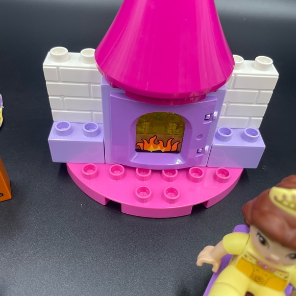 Lego Duplo Disney Belle’s Tea Party 10877 building blocks - Picture 4 of 5